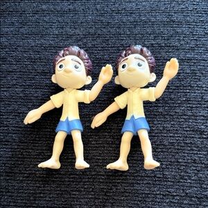 Charming Action Figure Duo - Yellow Shirt & Blue Shorts